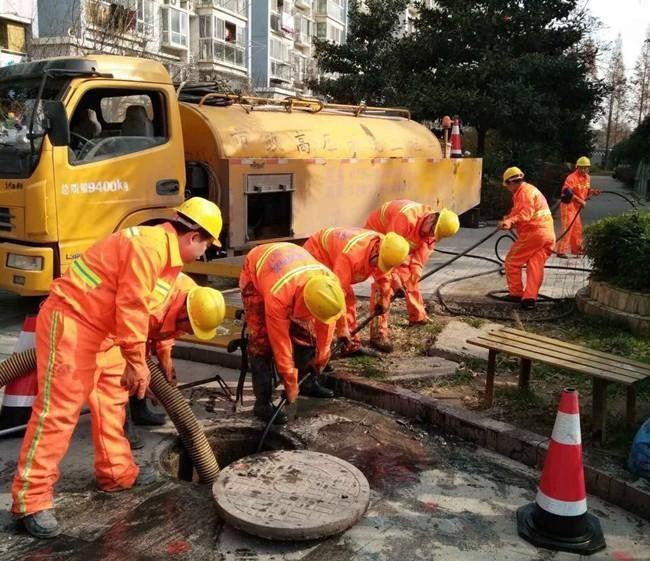 嘉鱼市政管道清淤